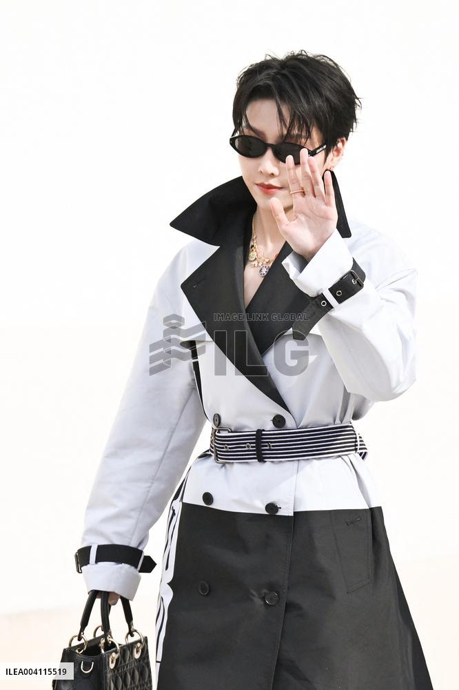 PFW Christian Dior Arrivals AM