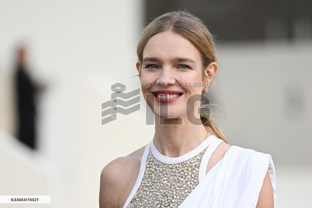 PFW Christian Dior Arrivals AM