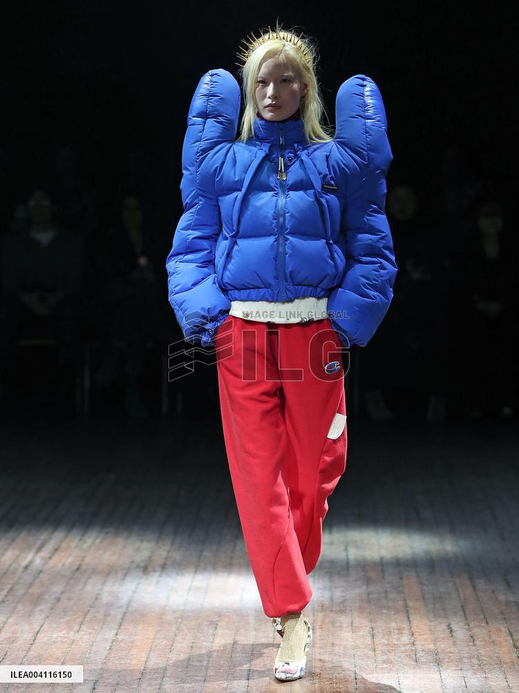 PFW - Undercover Runway