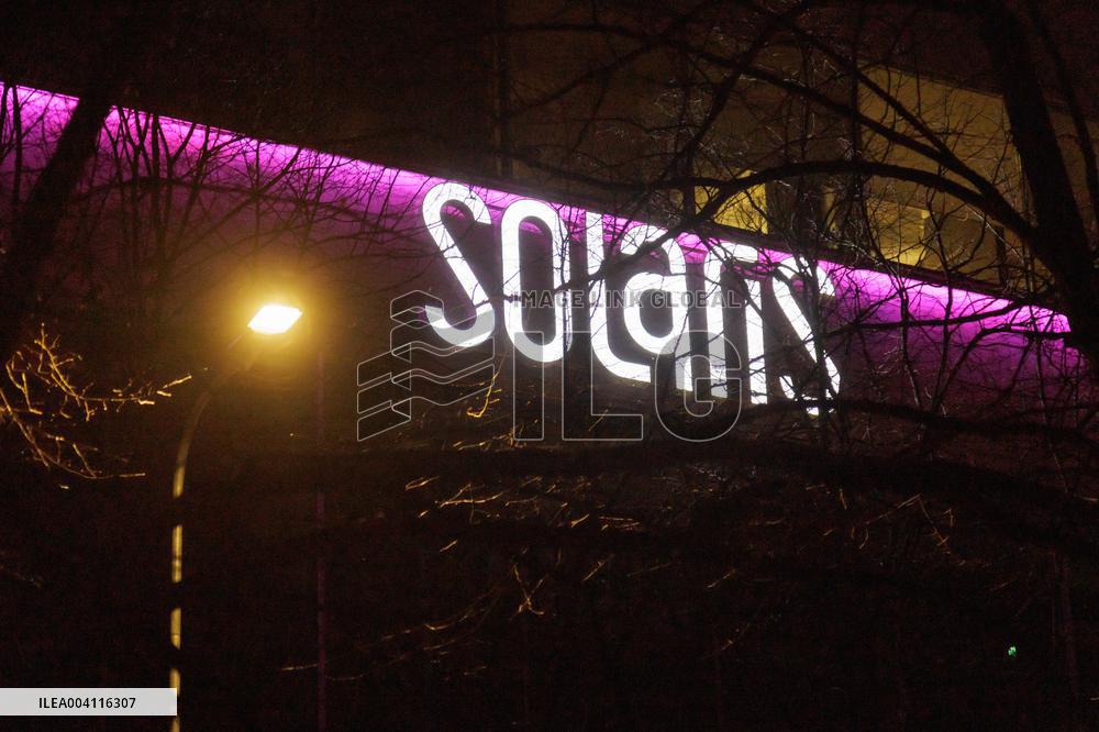 Solaris shopping center