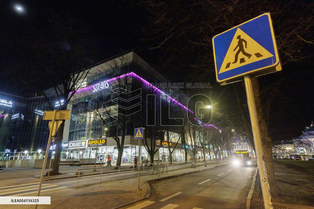 Solaris shopping center