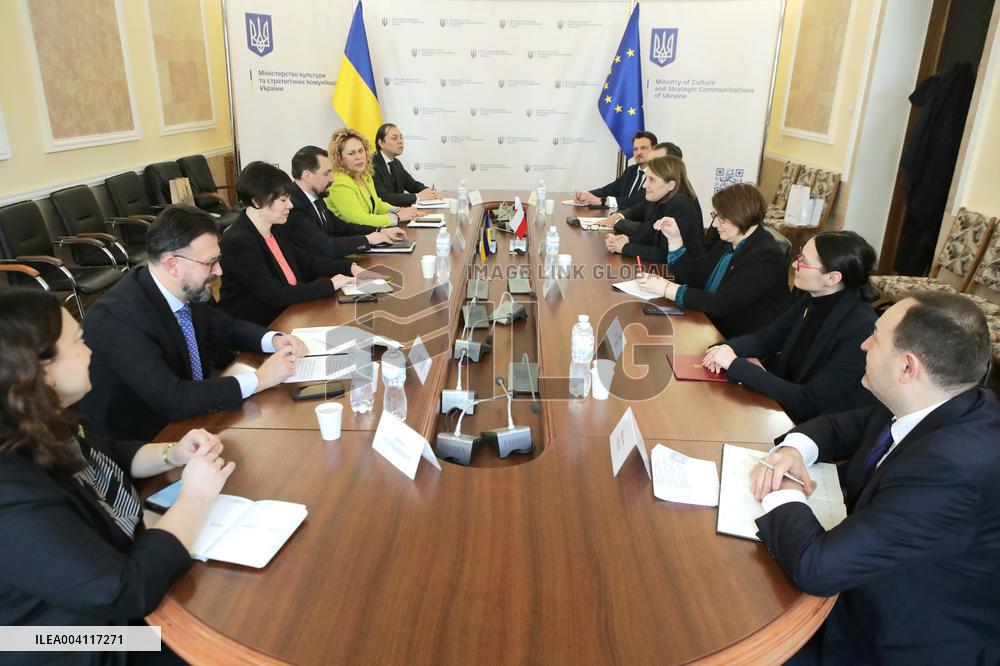 Mykola Tochytskyi meets with Anna Wroblewska