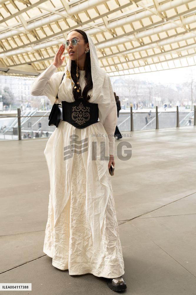 PFW - Street Style At Mossi