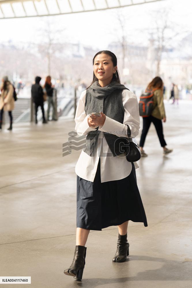 PFW - Street Style At Mossi