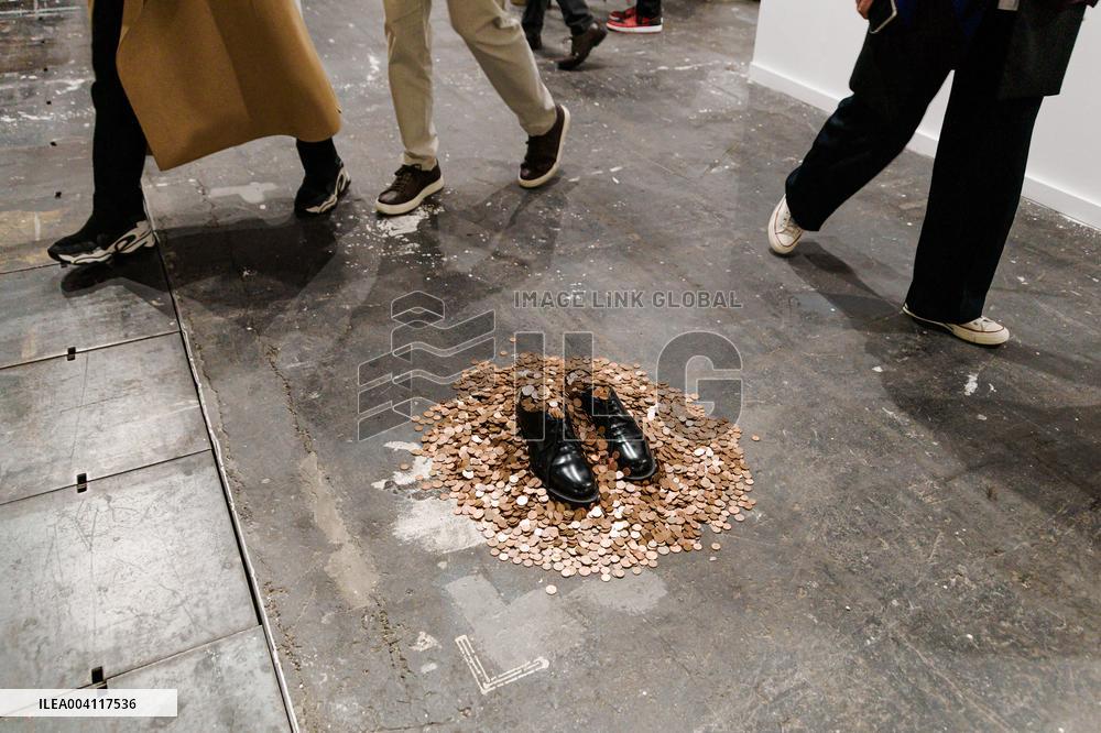 ARCO Madrid 2025 Begins - Spain