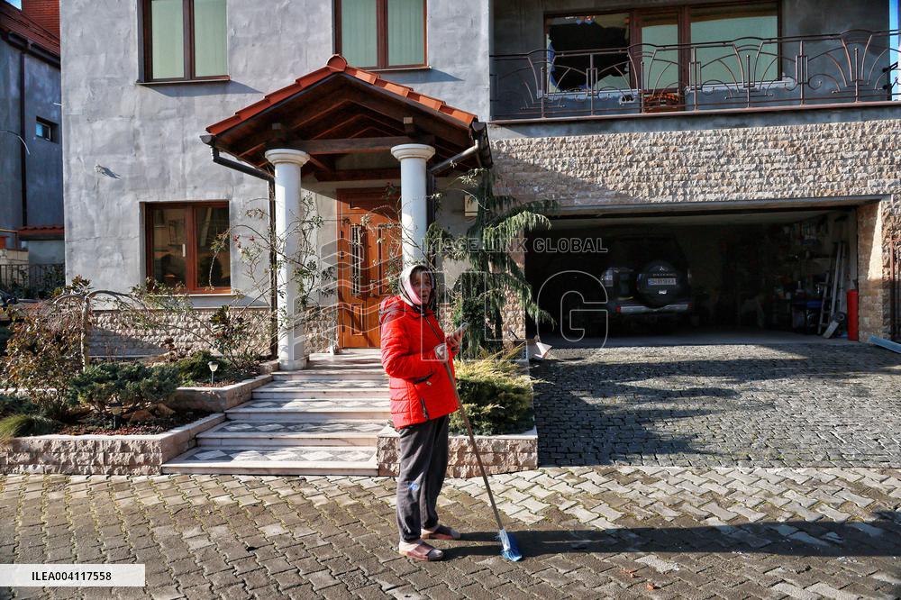 Russian troops attack suburbs of Odesa with drones