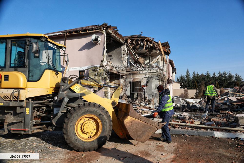 Russian troops attack suburbs of Odesa with drones