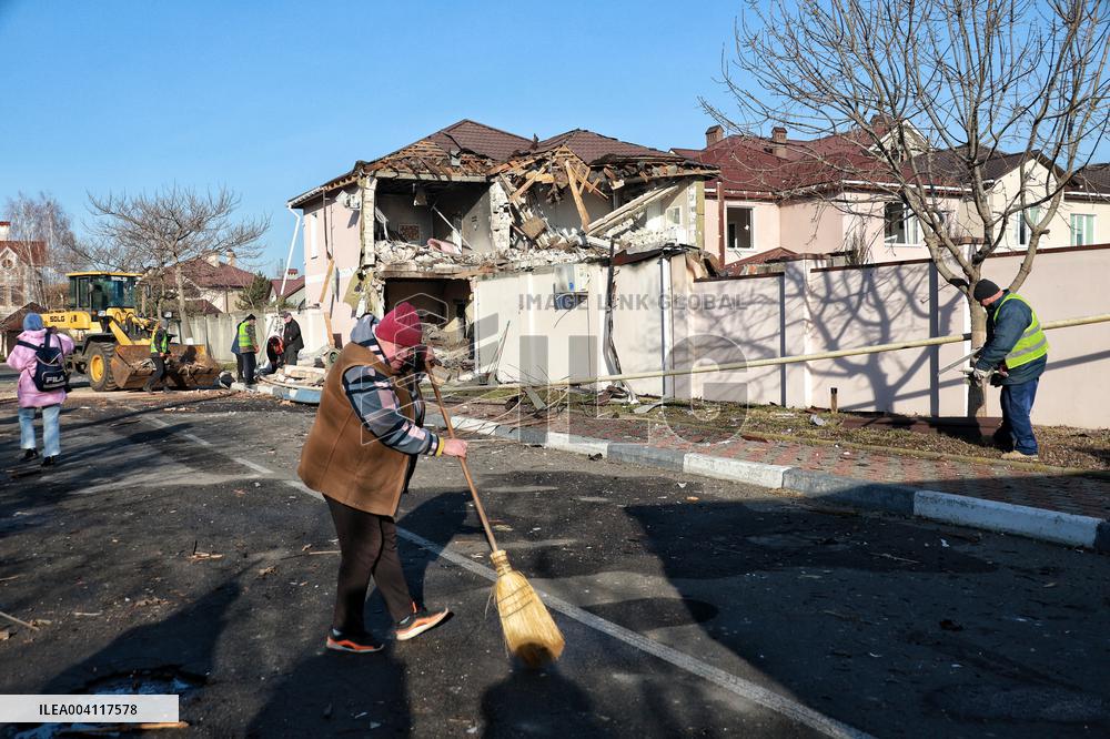 Russian troops attack suburbs of Odesa with drones
