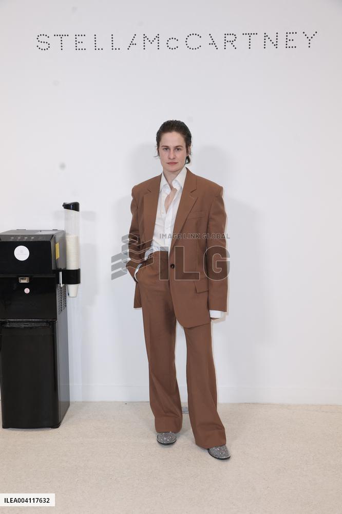 PFW - Stella McCartney Photocall