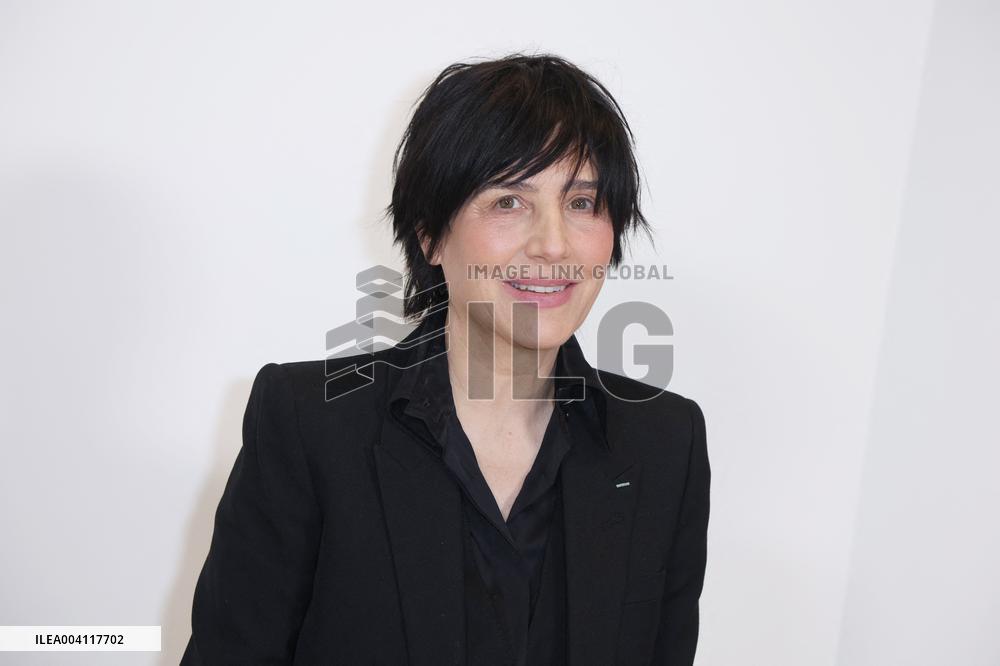 PFW - Stella McCartney Photocall