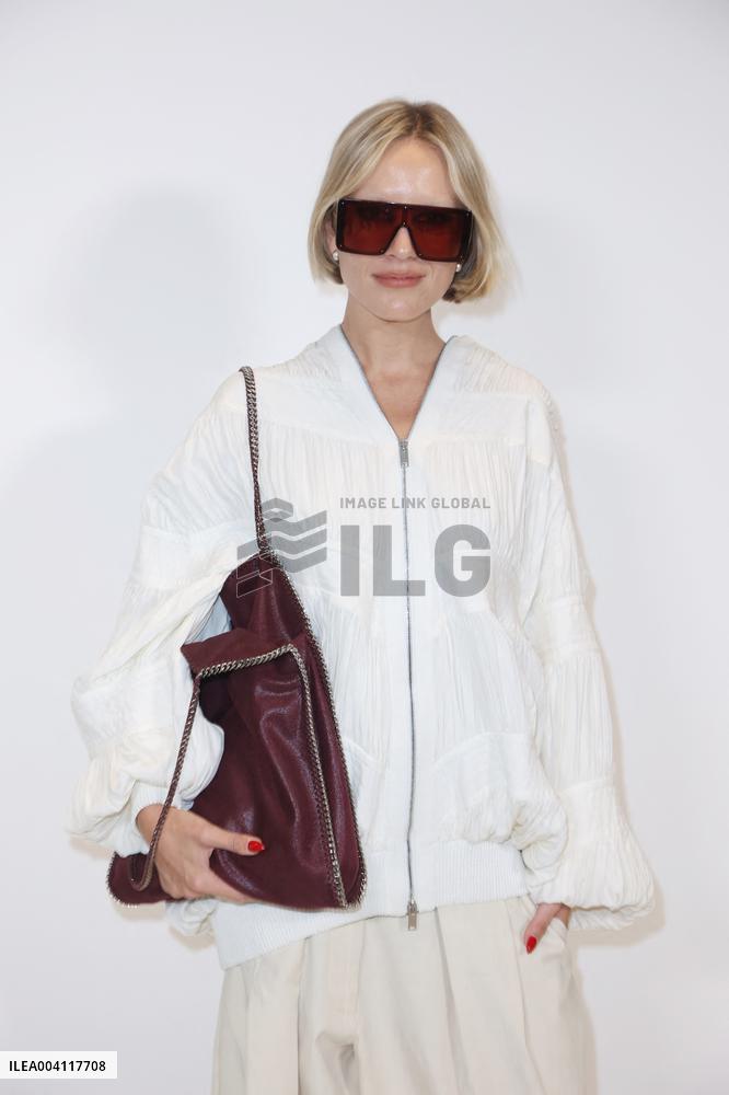PFW - Stella McCartney Photocall