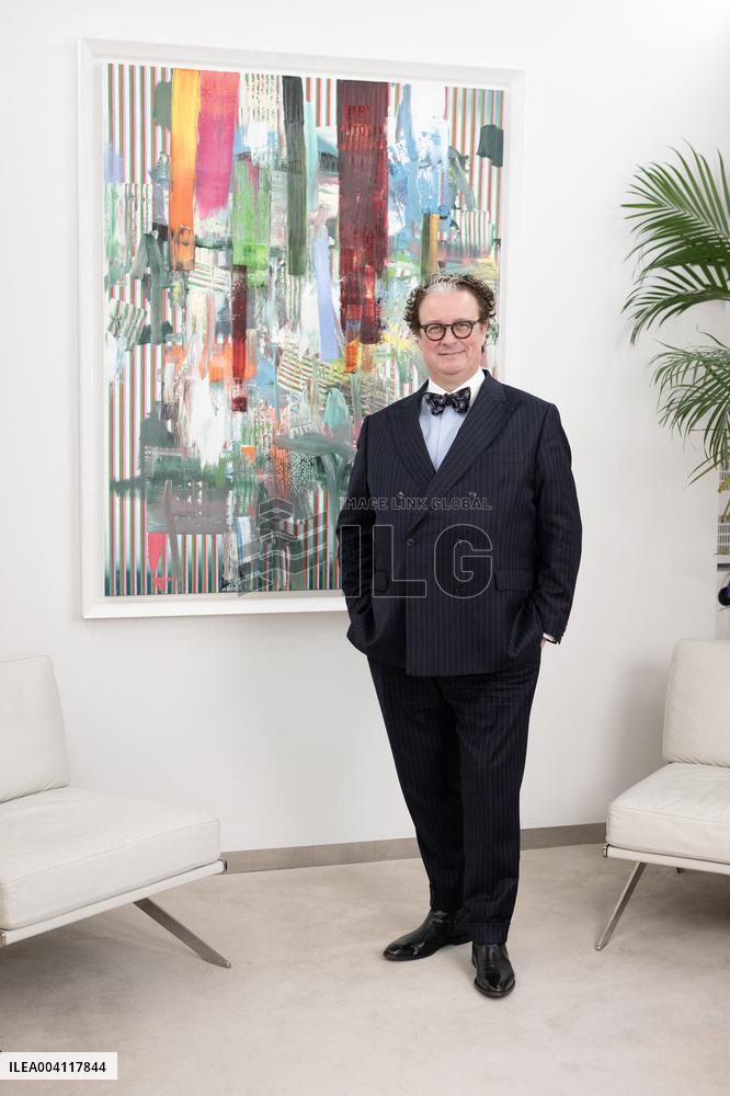 Lawyer Louis Degos - Paris