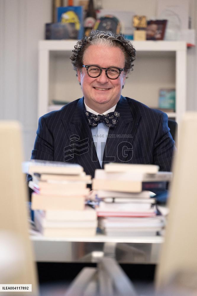 Lawyer Louis Degos - Paris