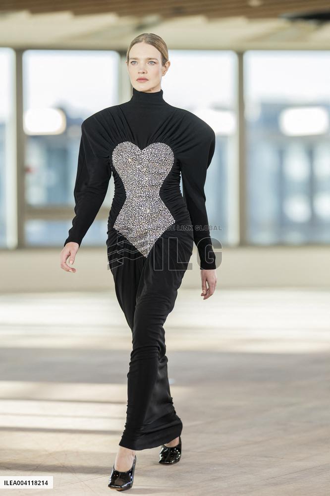 PFW - Stella McCartney Runway