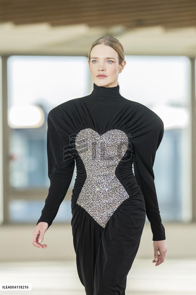 PFW - Stella McCartney Runway