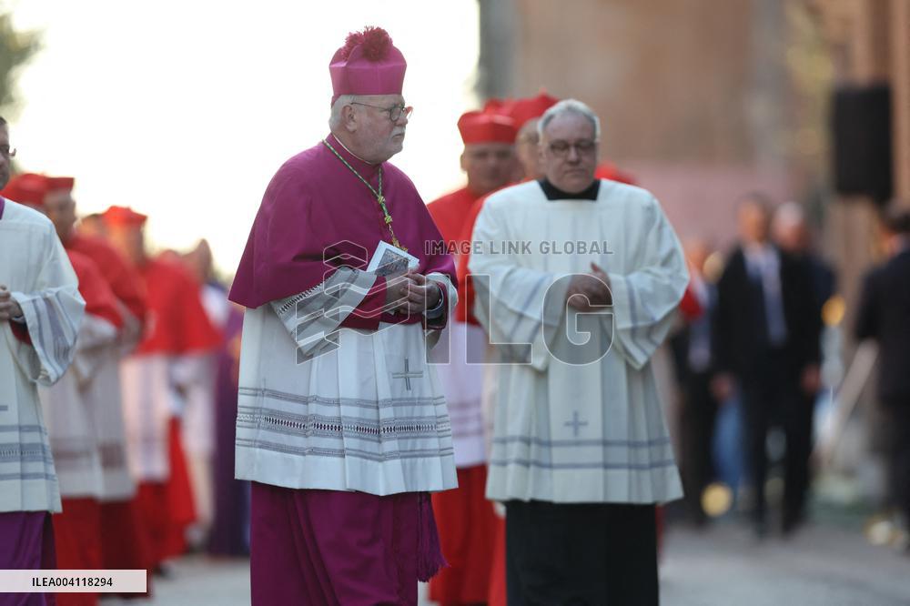 Religion: Cardinals and bishops preceded by the penitential procession from the Basilica of Sant'Anselmo towards the Basilica of