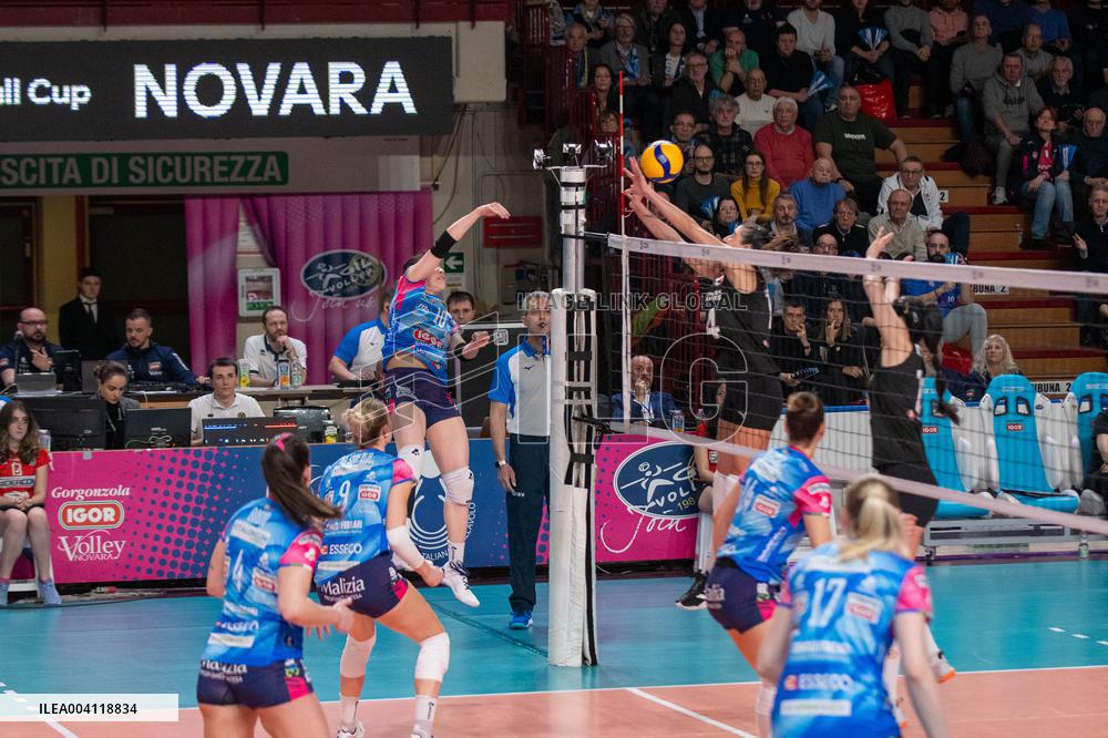 VOLLEY - CEV Cup Women - Igor Gorgonzola Novara vs  THY Istanbul