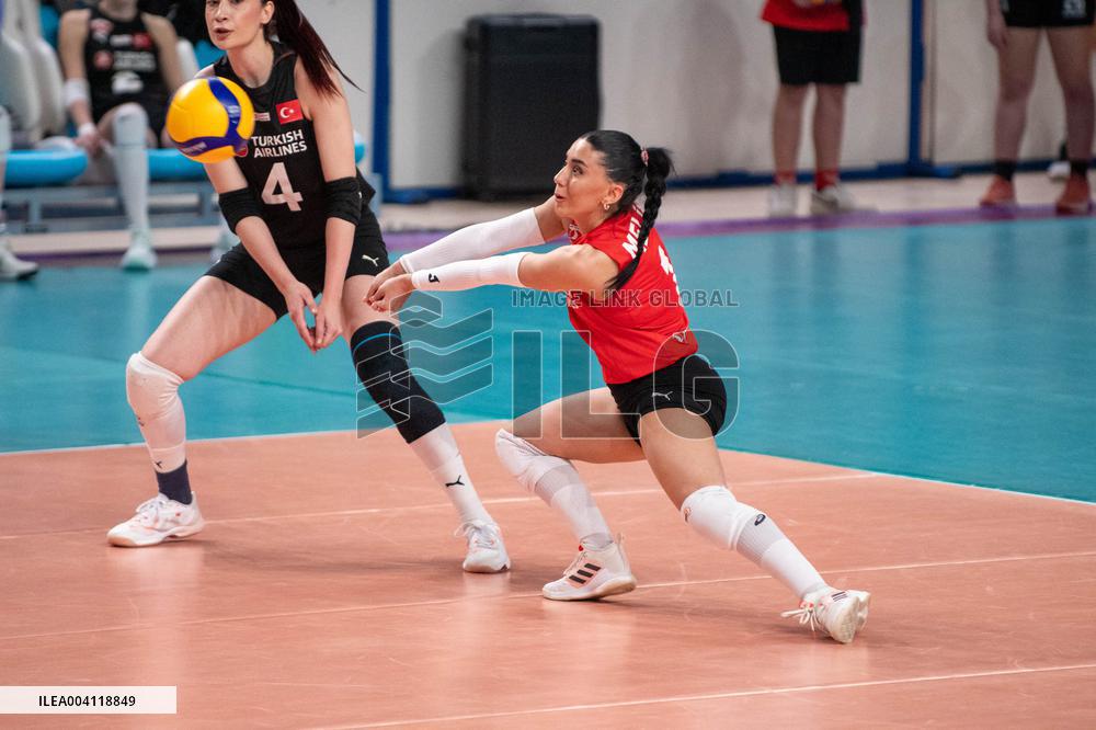 VOLLEY - CEV Cup Women - Igor Gorgonzola Novara vs  THY Istanbul