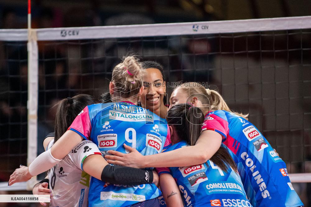 VOLLEY - CEV Cup Women - Igor Gorgonzola Novara vs  THY Istanbul