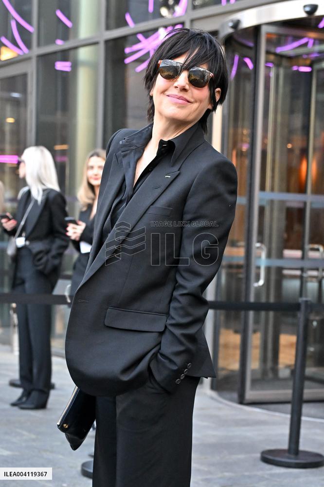 PFW Stella McCartney Outside Arrivals