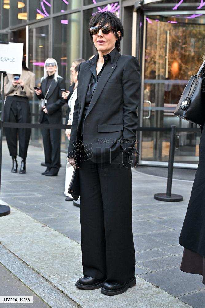 PFW Stella McCartney Outside Arrivals