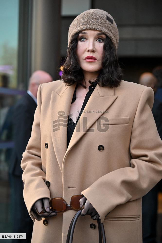 PFW Stella McCartney Outside Arrivals