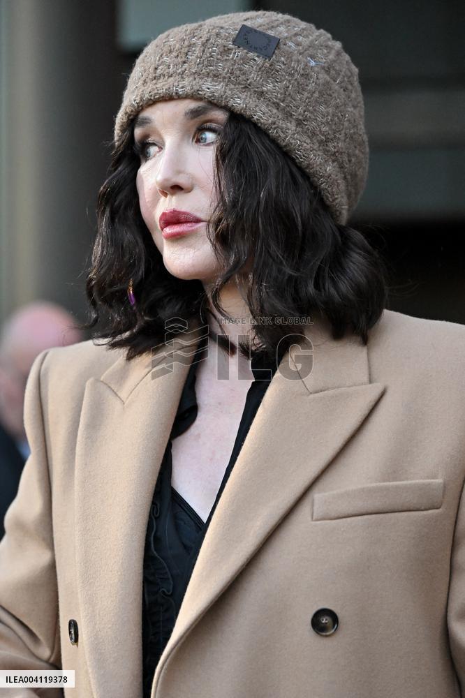 PFW Stella McCartney Outside Arrivals