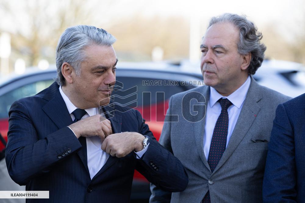 Visit of the Ampere ElectriCity Renault Manufacture site - Douai RL