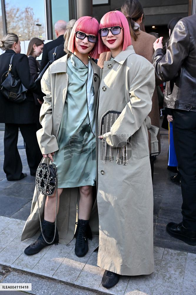 PFW Stella McCartney Outside Arrivals