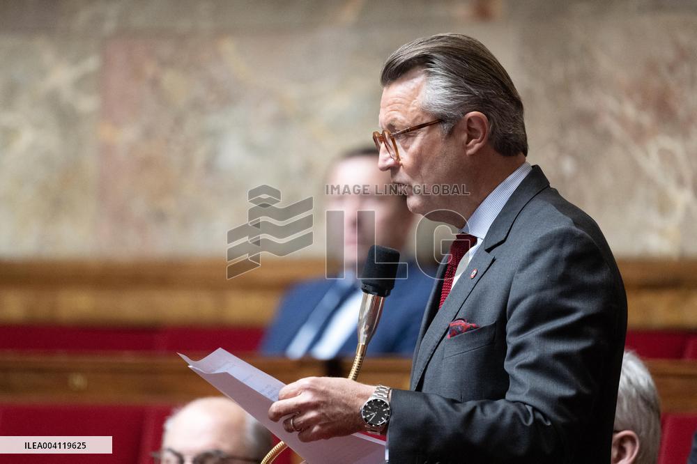 Questions to the Government - Paris