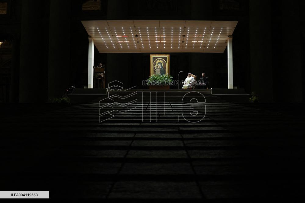 Religion: Cardinal Marcello Semeraro leads the recitation of the Holy Rosary for Pope Francis on March 05, 2025