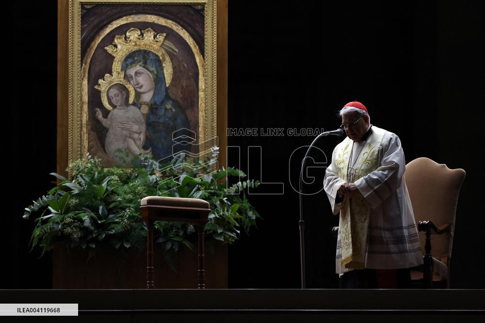 Religion: Cardinal Marcello Semeraro leads the recitation of the Holy Rosary for Pope Francis on March 05, 2025