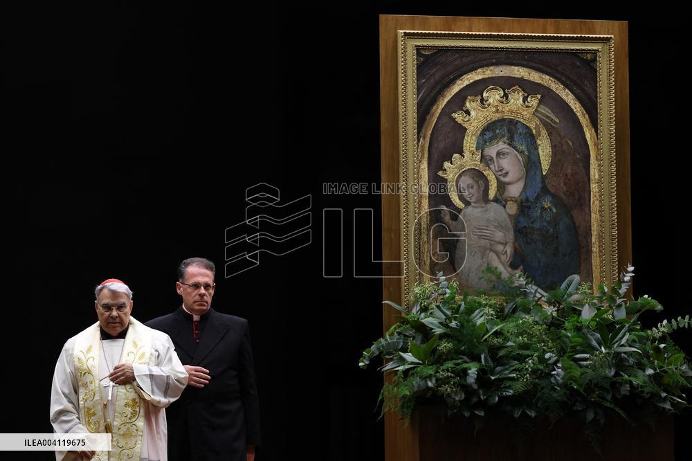 Religion: Cardinal Marcello Semeraro leads the recitation of the Holy Rosary for Pope Francis on March 05, 2025