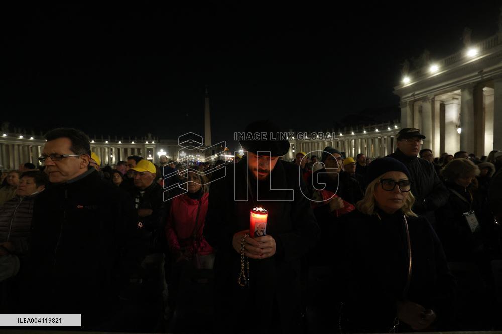 Religion: Cardinal Marcello Semeraro leads the recitation of the Holy Rosary for Pope Francis on March 05, 2025