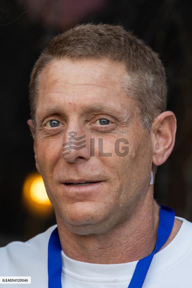 PFW - Stella McCartney PAP - Arrivals NB