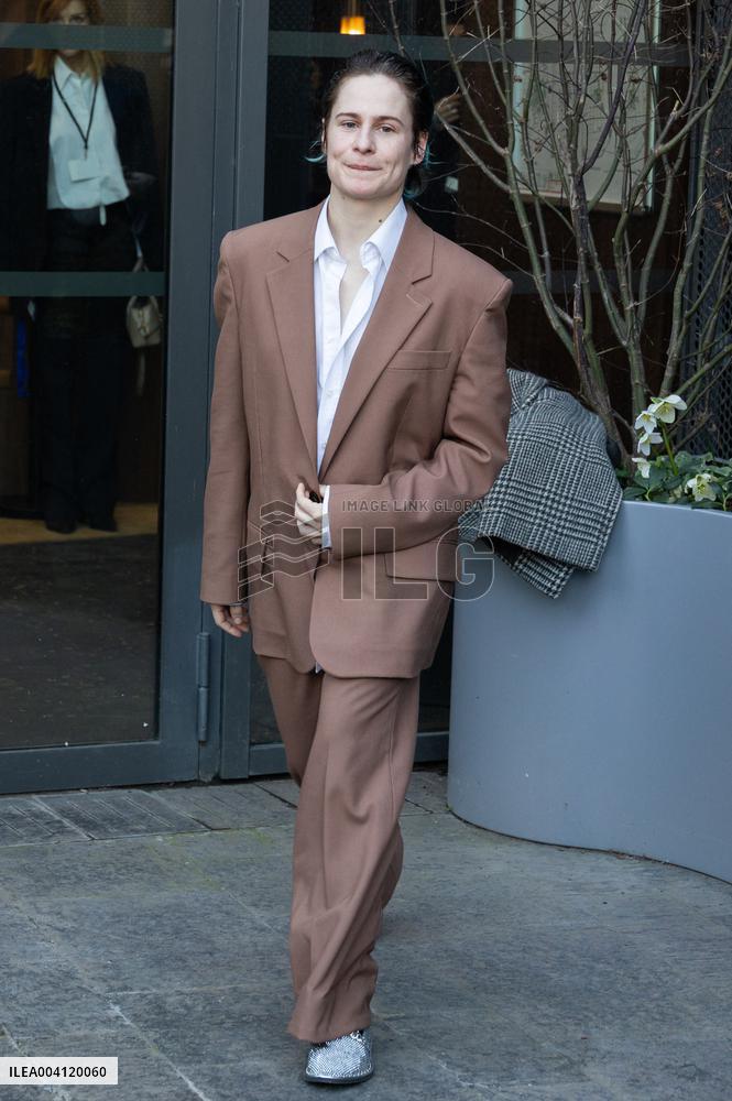 PFW - Stella McCartney PAP - Arrivals NB