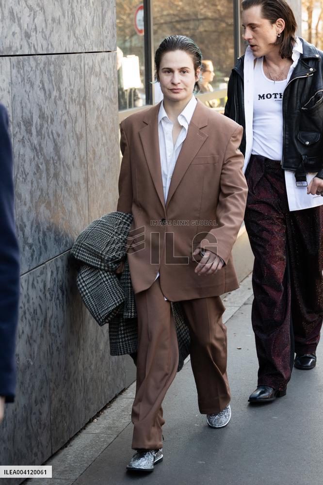 PFW - Stella McCartney PAP - Arrivals NB