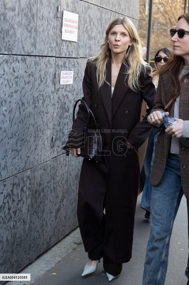 PFW - Stella McCartney PAP - Arrivals NB