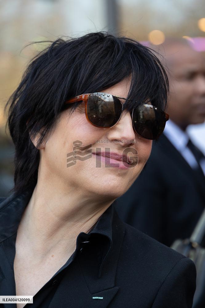 PFW - Stella McCartney PAP - Arrivals NB