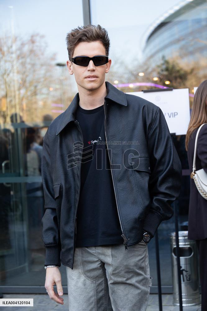 PFW - Stella McCartney PAP - Arrivals NB