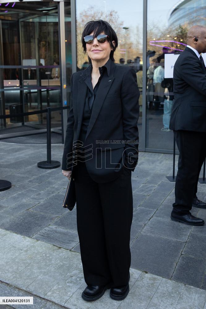 PFW - Stella McCartney PAP - Arrivals NB