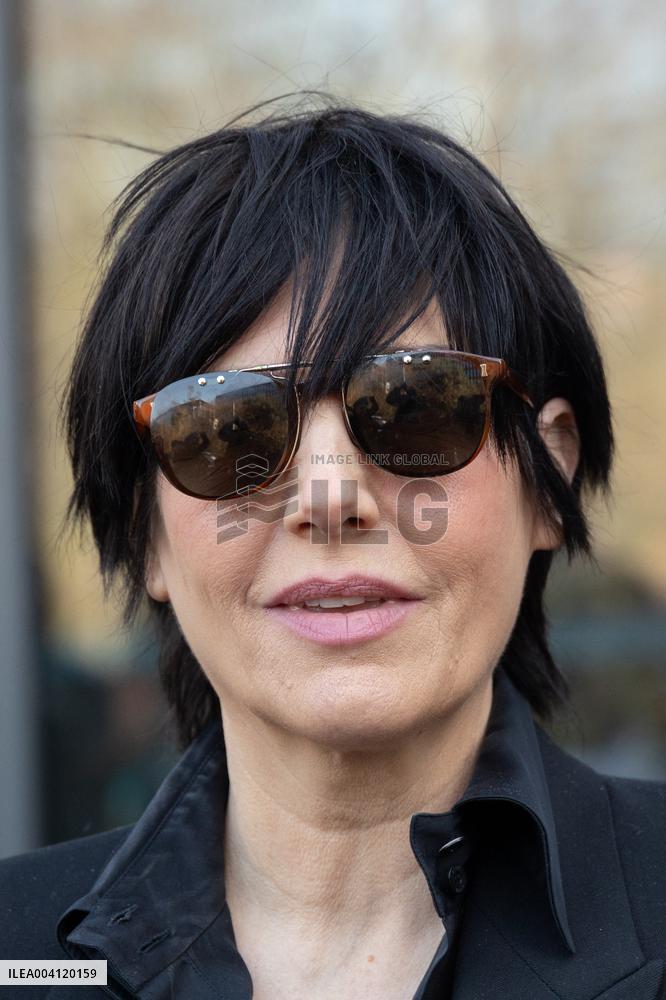 PFW - Stella McCartney PAP - Arrivals NB