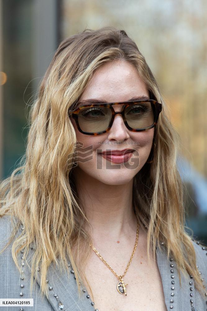 PFW - Stella McCartney PAP - Arrivals NB