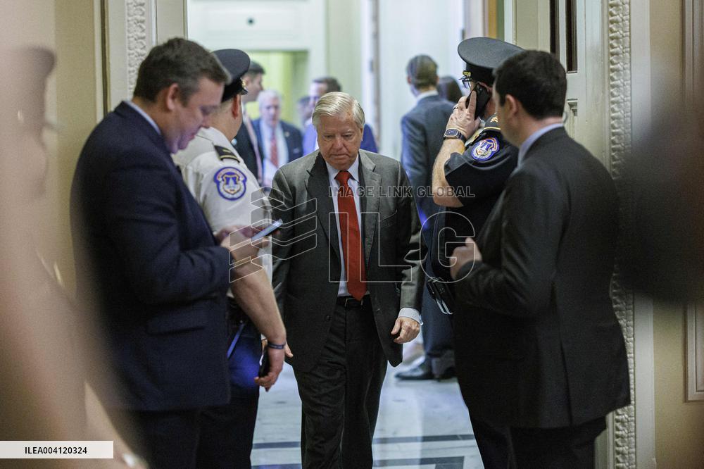 Elon Musk meets with Senate Republicans