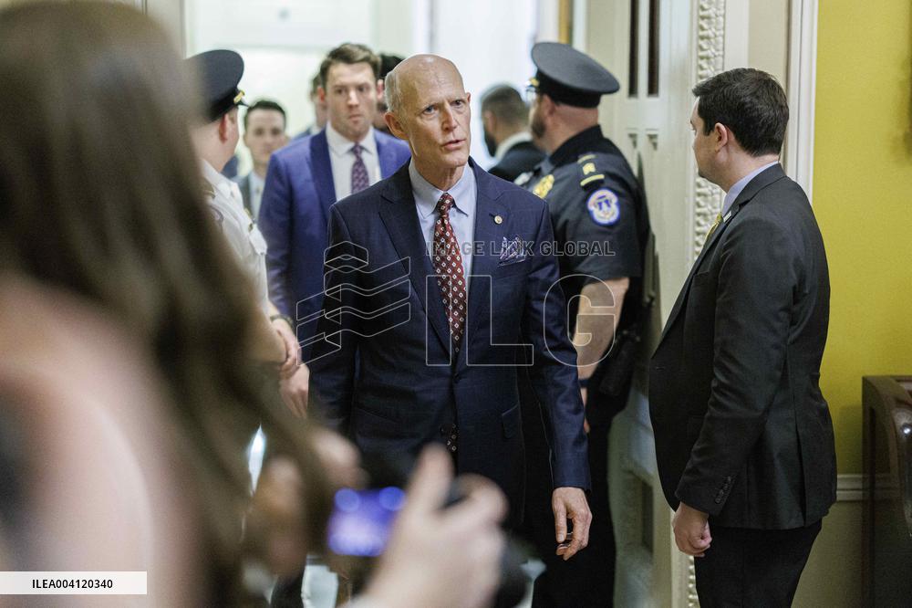 Elon Musk meets with Senate Republicans