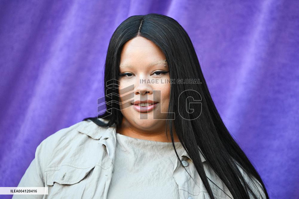 PFW Acne Studios Photocall