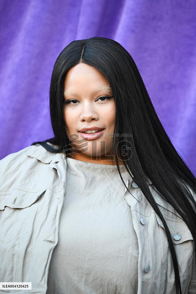 PFW Acne Studios Photocall