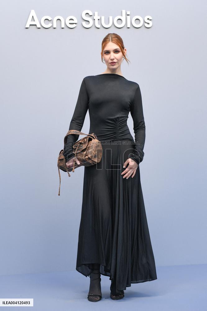 PFW Acne Studios Photocall