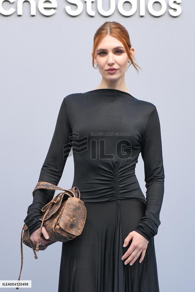 PFW Acne Studios Photocall