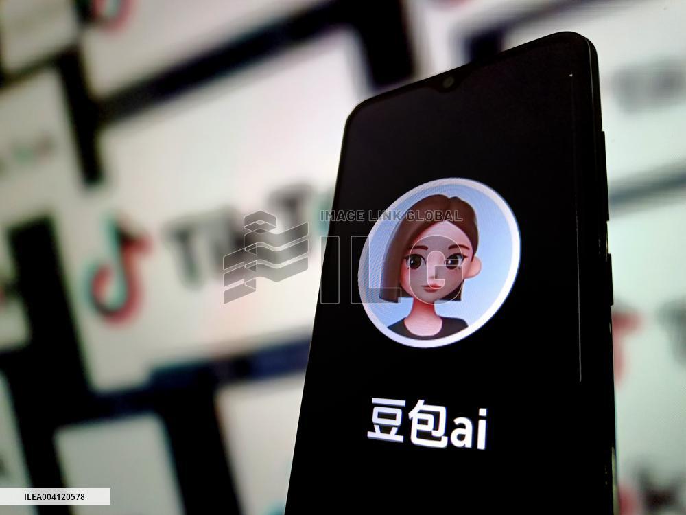 Illustration TikTok Doubao AI